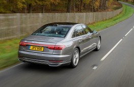Audi A8 L, rear action